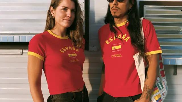 Jersey Bertransformasi Menjadi Fashion Statement