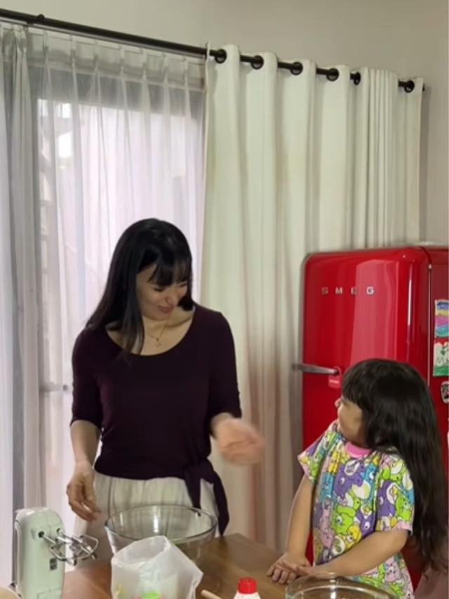 Dapur rumah Asmirandah