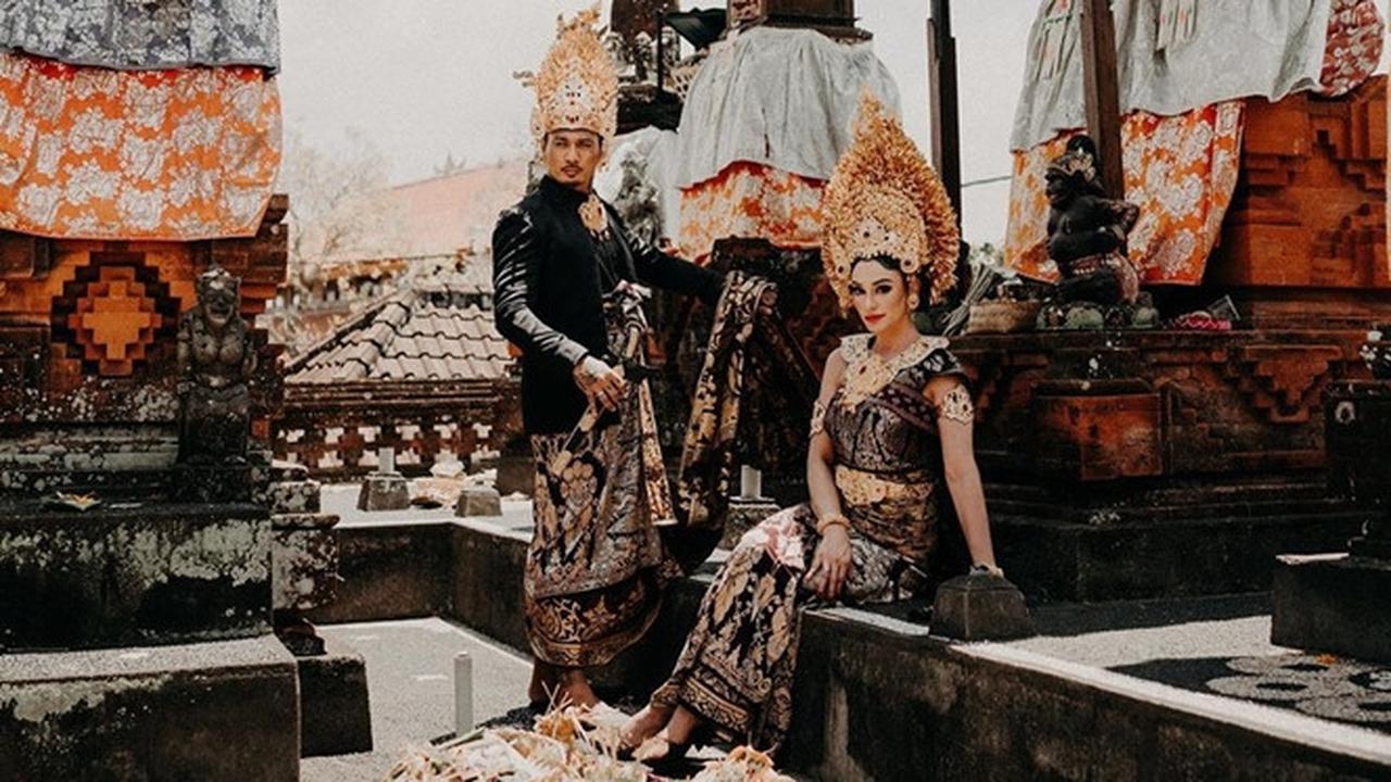 7 Potret Jerinx dan Nora Alexandra Philip Saat Lakukan Upacara Pernikahan Adat Bali