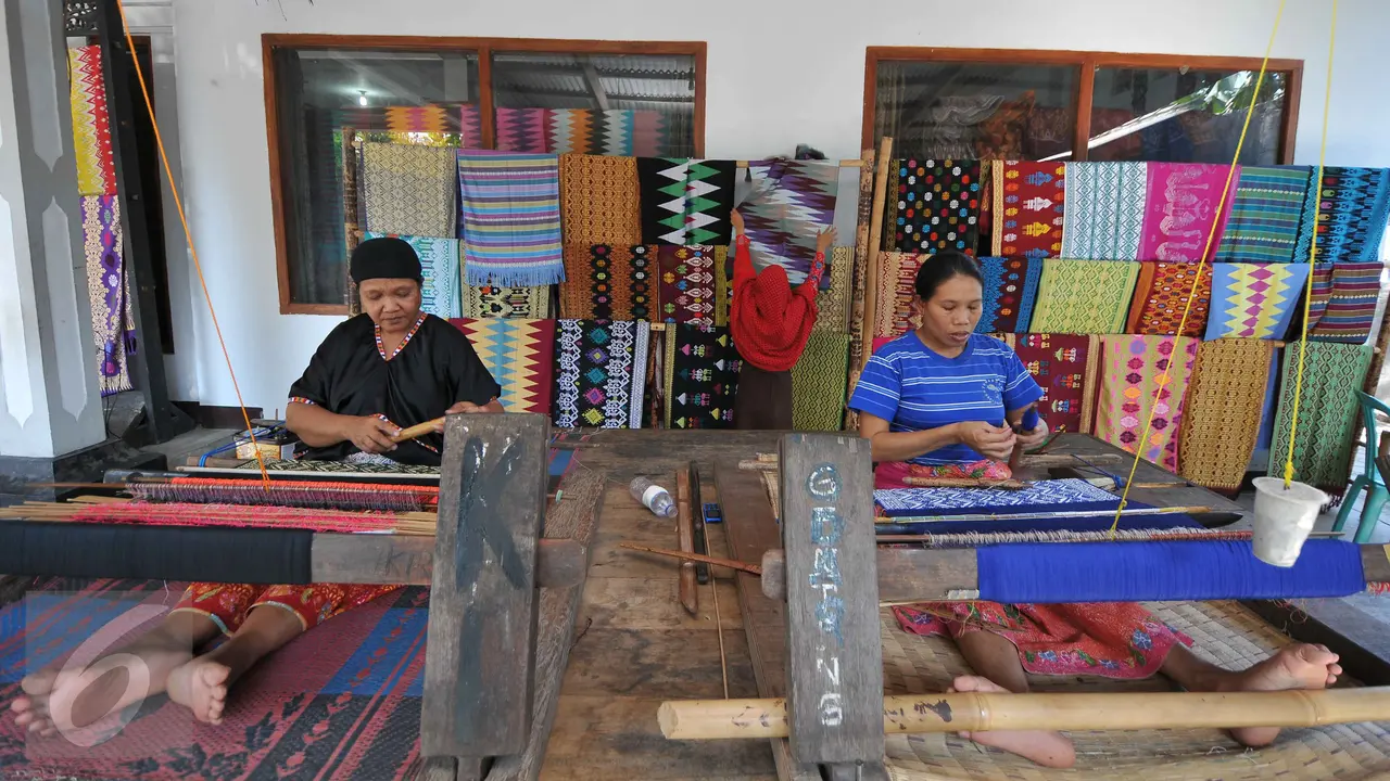 20151013-Sambil Pelesir Sekaligus Belajar Menenun di Sukarara Lombok-NTT