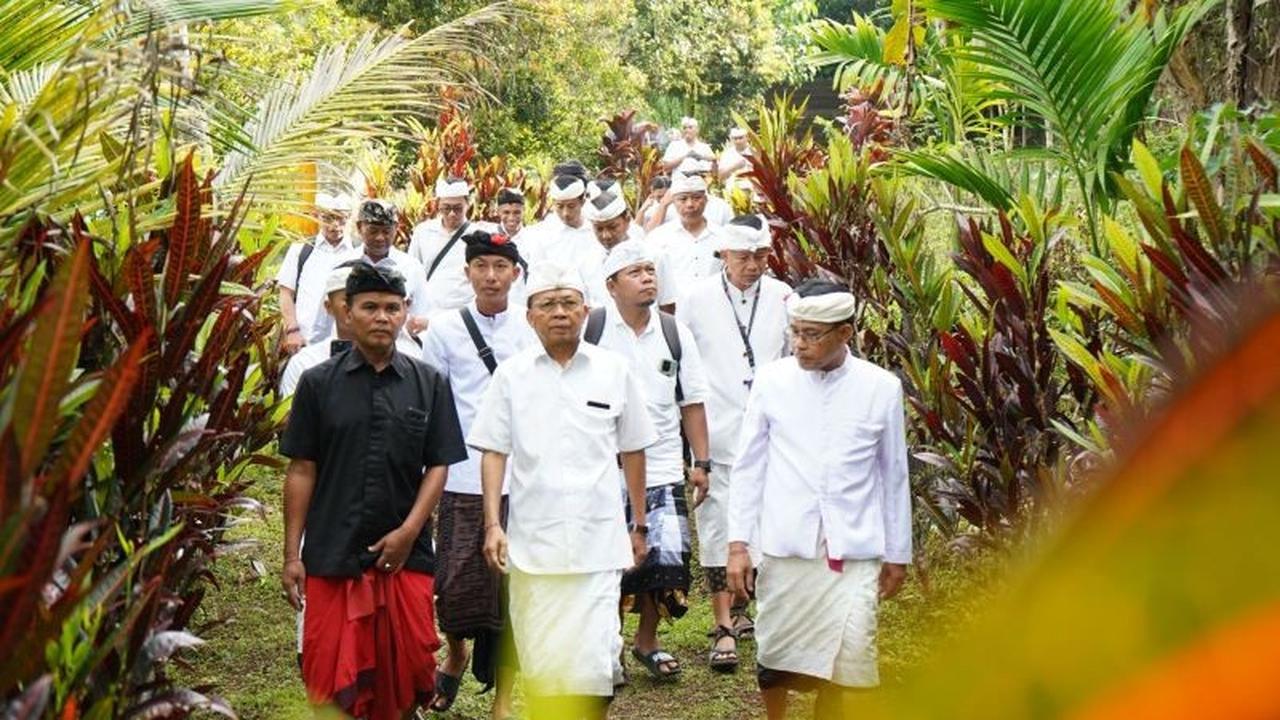 Tahukah Anda? Tumpek Wariga, Hari Suci Penghormatan Tumbuhan yang Dijadikan Pondasi Kebijakan Bali