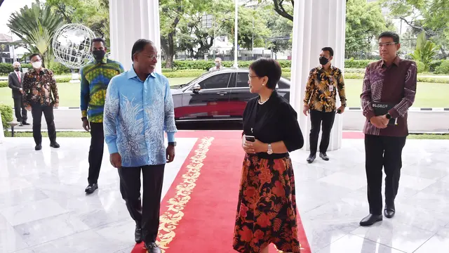 Indonesian dan Malaysia sepakat untuk memperkuat ekonomi kedua negara lewat konektivitas laut dan udara (Kemlu RI)