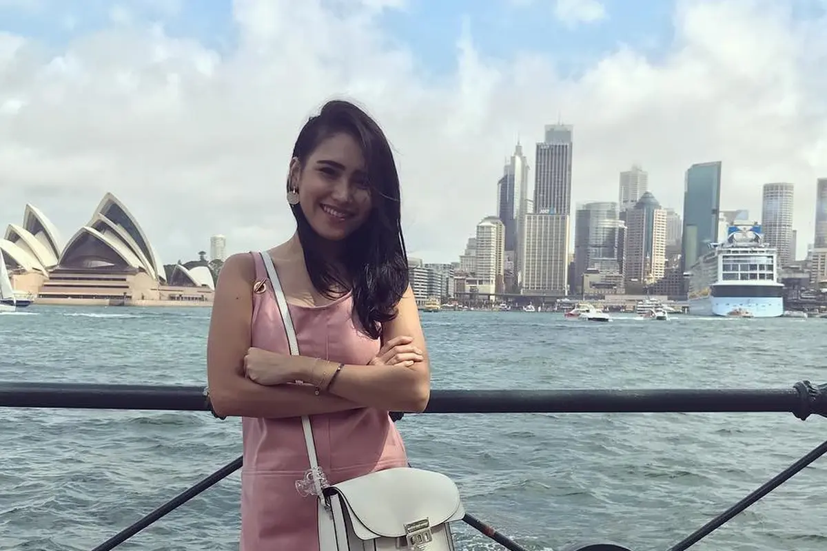 [Bintang] Ayu Ting Ting