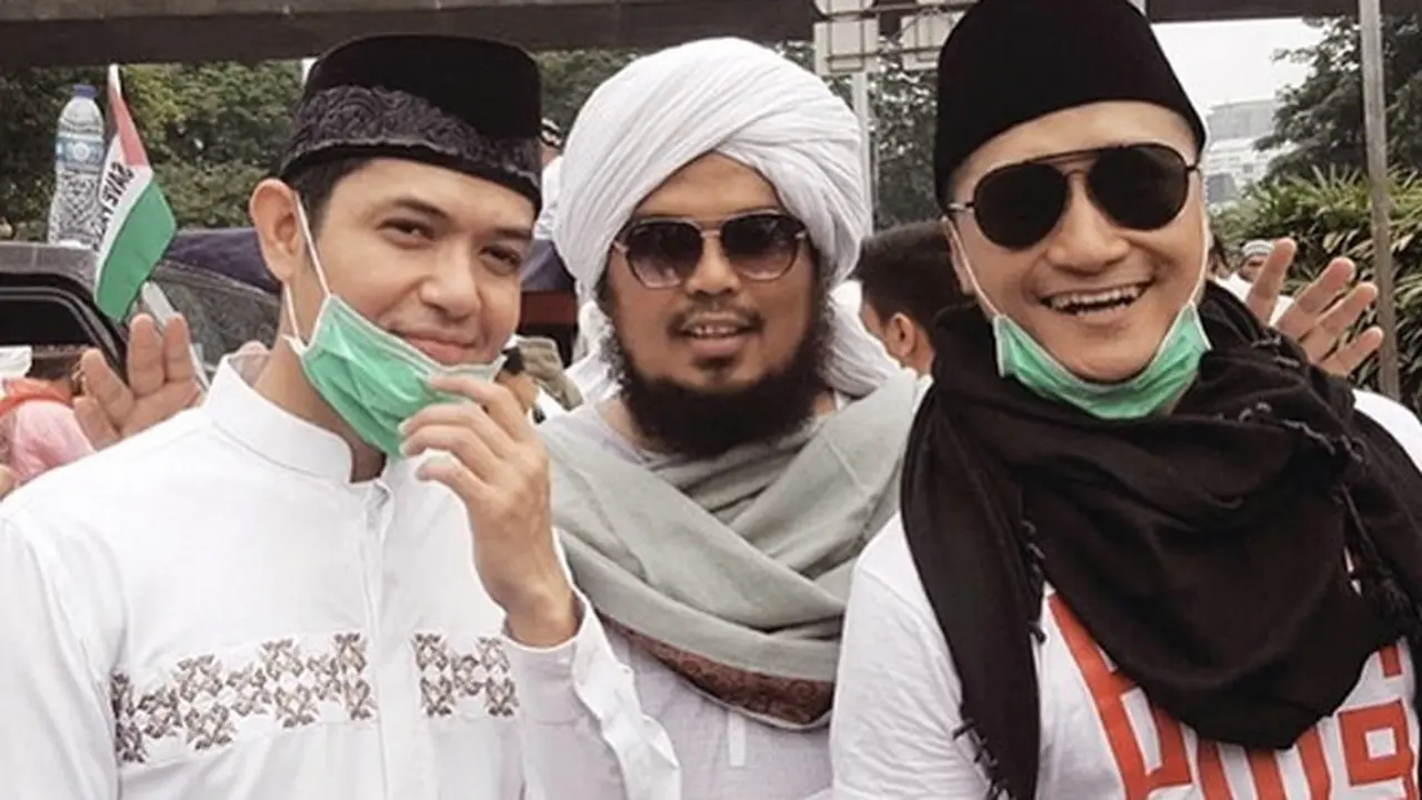 [Bintang] Arie Untung dan Fenita Arie