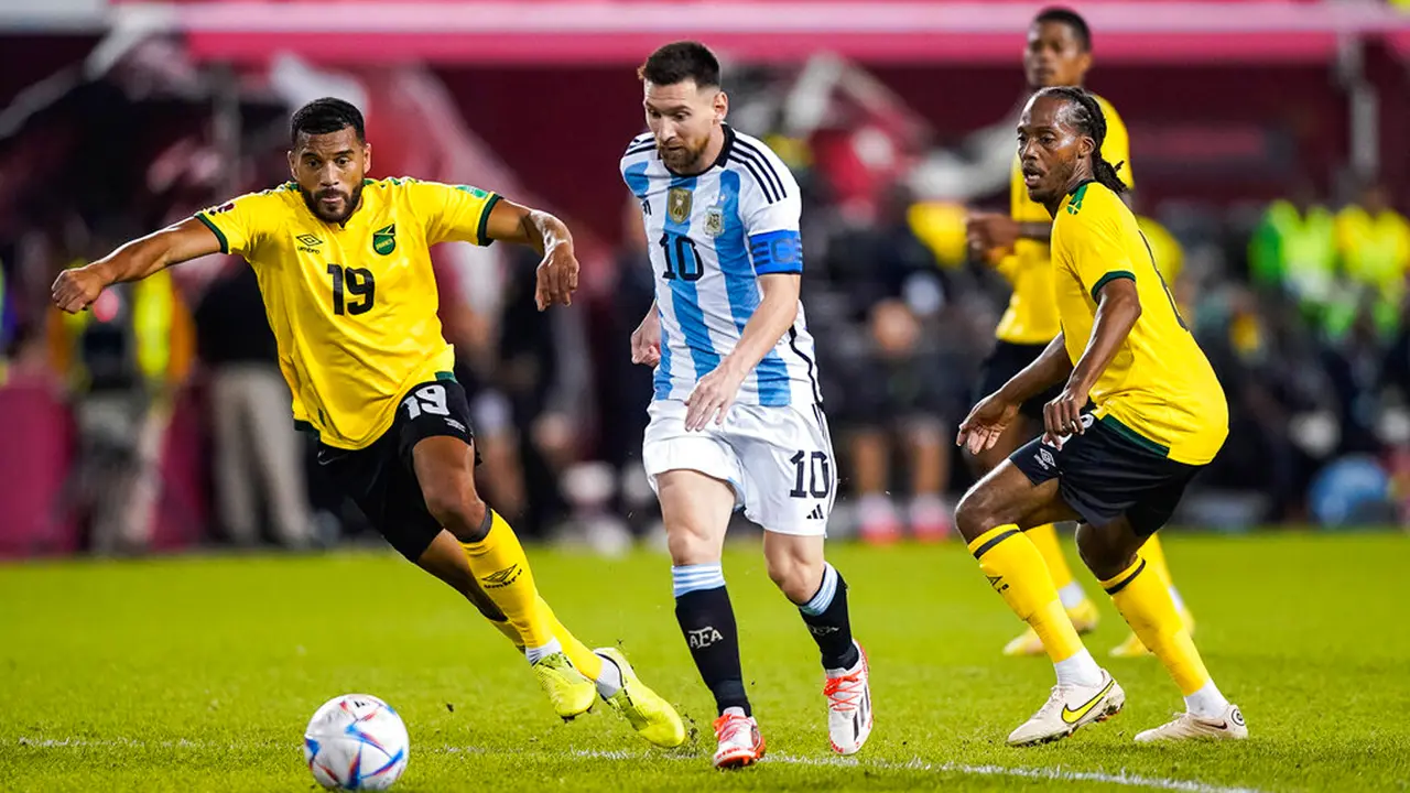 Argentina Hajar Jamaika, Messi Cetak 2 Gol