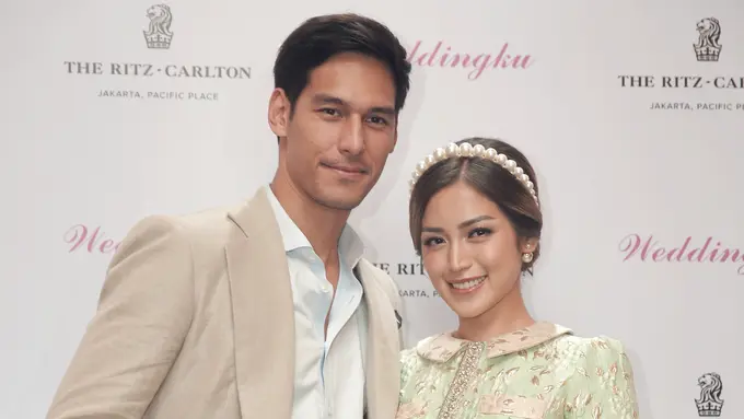 [Fimela] Lamaran Jessica Iskandar dan Richard Kyle