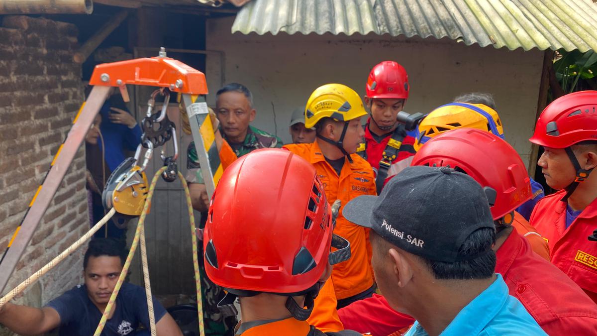 Tragedi Bapak-Anak Meninggal di Dalam Sumur di Banyumas, Anak Jatuh Ayah Ikut Tewas saat Hendak Menolong