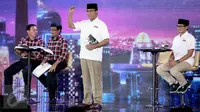 Cagub nomor urut 3 Anies Baswedan saat debat final cagub DKI di Hotel Bidakara, Jakarta, Jumat (10/2). Anies menilai gagasan paslon nomor urut 1 dan 2 terkait dengan penyandang disabilitas kurang solutif. (Liputan6.com/Faizal Fanani)