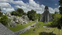 Bangunan peninggalan Suku Maya (Wikipedia)