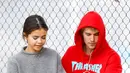 Selena Gomez merasa bahwa Justin Bieber membuatnya bahagia dan ingin kembali melanjutkan hubungannya tersebut. (GQ)