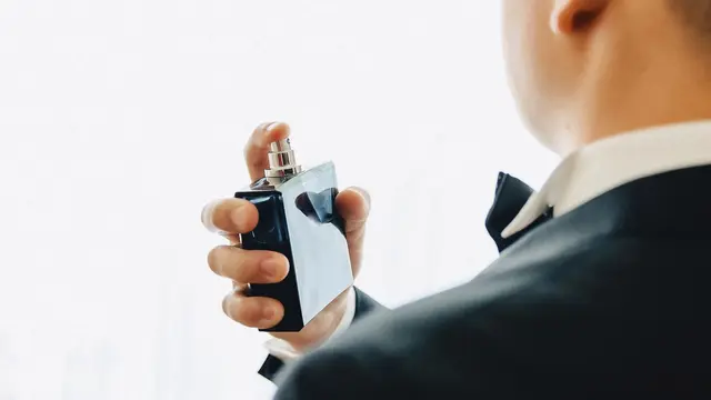 6 Rekomendasi Parfum Tahan Lama untuk Kuliah, Wangi Segar Seharian (photo by freepik.com)