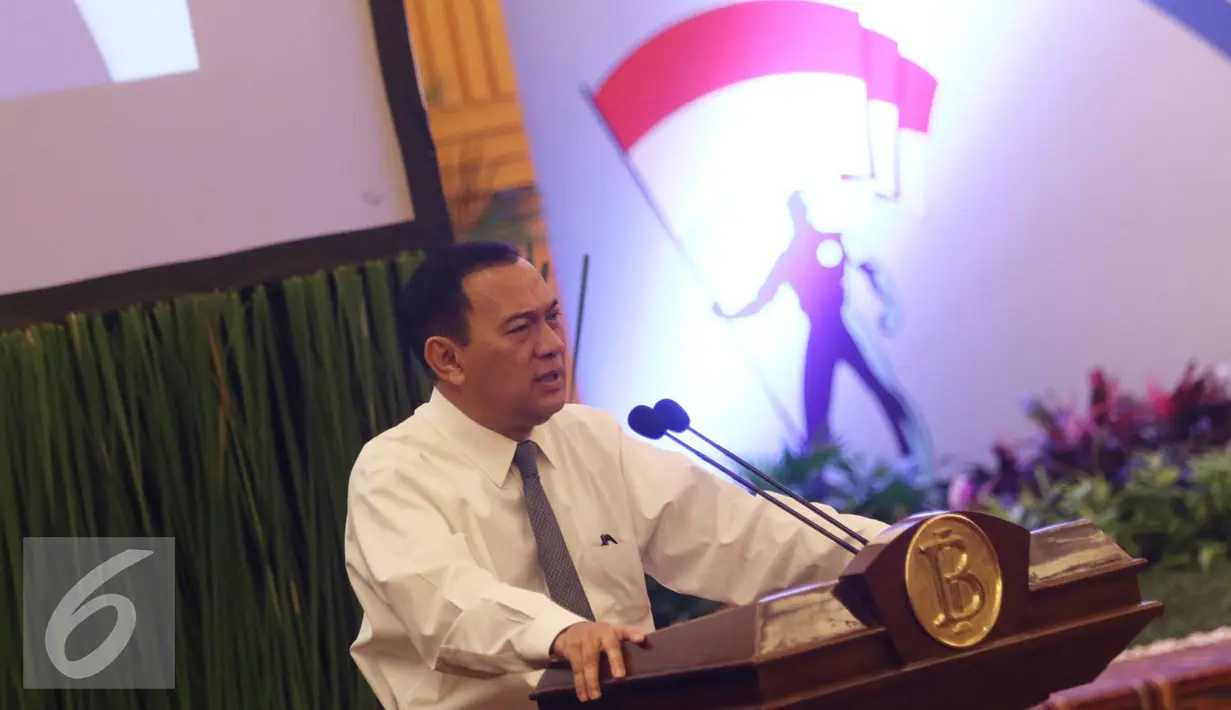 Gubernur BI, Agus Martowardojo menyampaikan kata sambutan saat menandatangani nota kesepahaman antara BI dan BNN di Jakarta, Senin (15/8). Kerjasama dilakukan untuk pencegahan penyebaran narkoba pada SDM BI. (Liputan6.com/Immanuel Antonius)