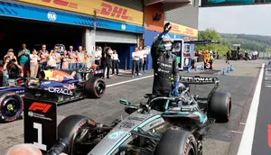 Kimi Antonelli Rebut Pole Position F1 GP Belgia 2026, Max Verstappen Tempel Ketat