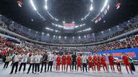 Di final, Timnas futsal Indonesia akan menantang Iran yang sebelumnya mengalahkan Irak dengan skor 4-2. Tampak dalam foto, pemain Timnas Futsal Indonesia memberikan penghormatan kepada suporter usai memenangi laga melawan Jepang pada semifinal Piala Asia Futsal 2026 di Indonesia Arena, Gelora Bung Karno, Senayan, Jakarta, Kamis (4/2/2026). (Bola.com/Bagaskara Lazuardi)