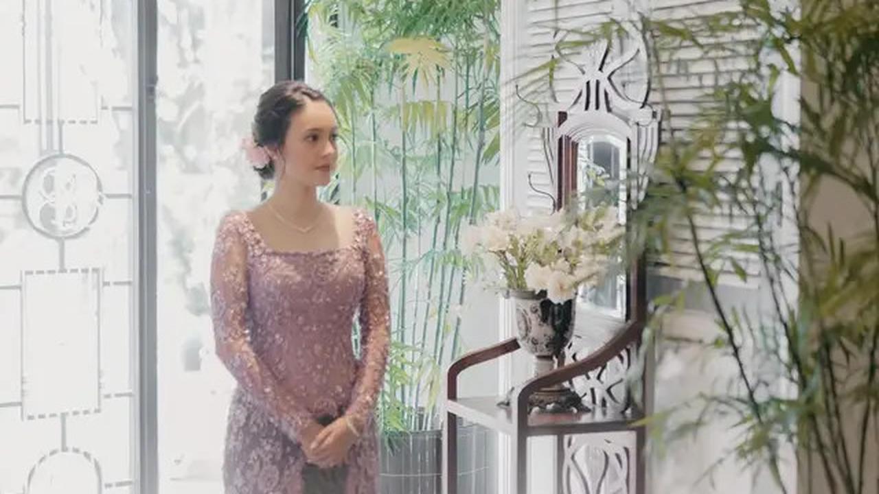 5 Inspirasi Kebaya Modern dari Artis yang Lamaran di 2024, Terbaru Febby Rastanty