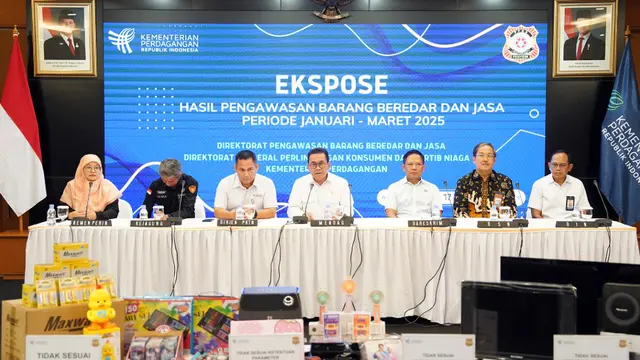 Menteri Perdagangan Budi Santoso saat ekspose hasil pengawasan barang beredar dan jasa pada Januari-Maret 2025. (Foto: Kementerian Perdagangan)