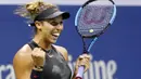 Petenis AS, Madison Keys merayakan kemenangan atas petenis Estonia, Kaia Kanepi pada perempat final AS Terbuka 2017 di Arthur Ashe Stadium, New York, (6/9/2017). Madison menang 6-3, 6-3. (AP/Kathy Willens)