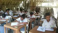 Kondisi bangunan Sekolah Menengah Kejuruan (SMK) Negeri Batu Putih, Kecamatan Batu Putih, Kabupaten Timor Tengah Selatan (TTS), NTT sangat memprihatinkan.
