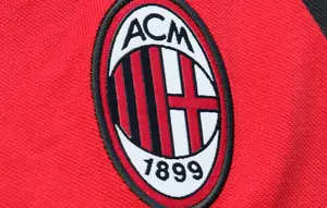 Tifo Raksasa Milanisti Indonesia di SUGBK: 'Bentornato Amore' Sambut AC Milan