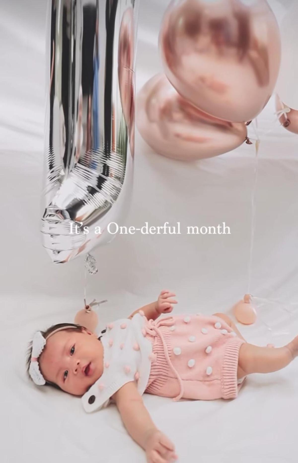 Potret Anak Gritte Agatha Lakukan Pemotretan di Umur 1 Bulan, Tampak Gemas dan Cantik