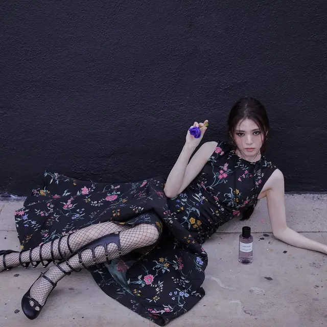 Pesona Menawan Han So Hee yang Menarik Perhatian Jungkook BTS untuk Jadi Model MV Solo