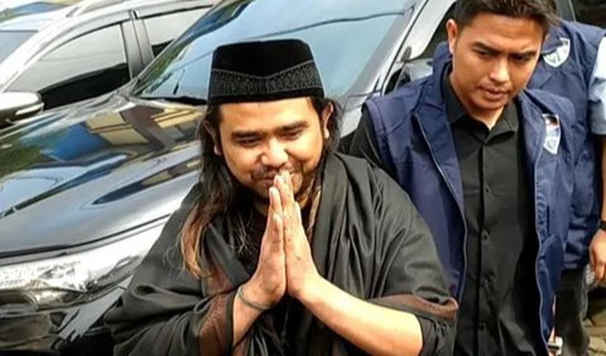Dalam kasus ini, tersangka Samsudin langsung ditahan di rutan Mapolda Jatim.