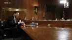 Trump menekan Comey agar menghentikan penyelidikan terhadap mantan penasihat keamanan, Michael Flynn.