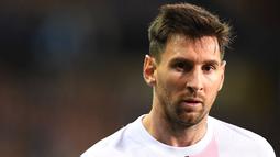 Klub raksasa Prancis yang diperkuat trio Messi, Neymar dan Mbappe itu hanya mampu bermain imbang dengan skor 1-1. (AFP/John Thys)