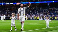 Dani Carvajal melakoni laga terakhirnya bersama Real Madrid ketika bersua Athletic Bilbao pada pekan terakhir La Liga musim ini di Santiago Bernabeu, Minggu (24/05/2026) dini hari WIB. Dalam duel tersebut, El Real memetik kemenangan 4-2 atas Bilbao. (AP Photo/Manu Fernandez)