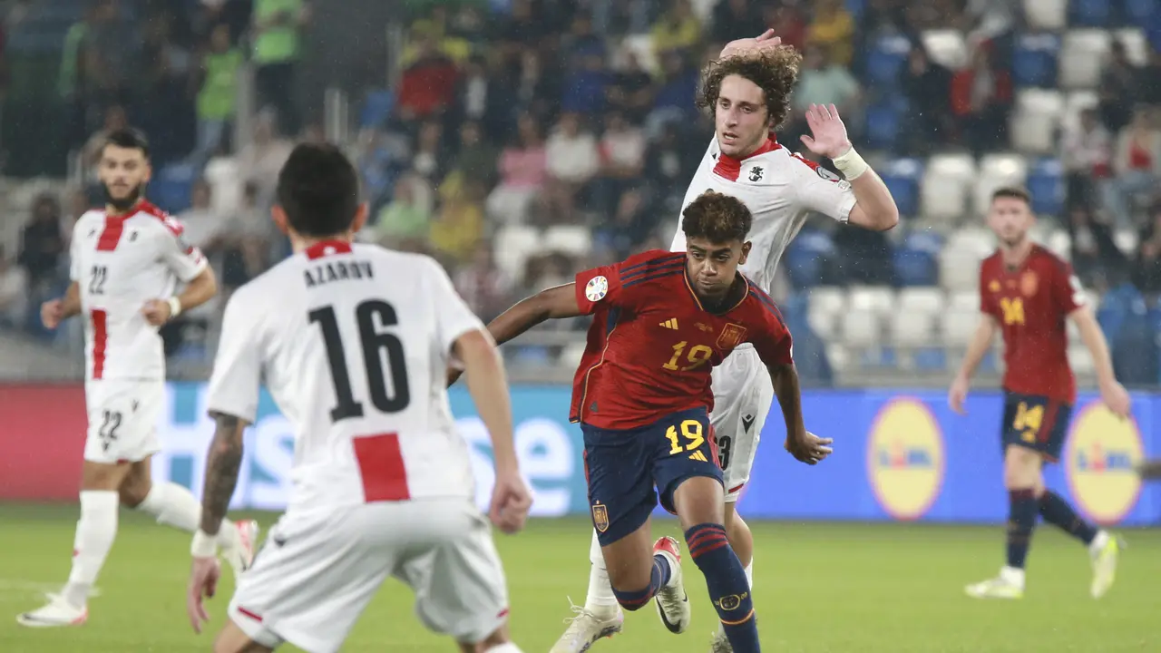 FOTO Lamine Yamal di Timnas Spanyol