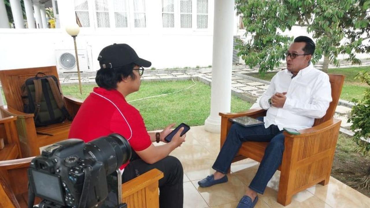 Bupati Eka Putra Pastikan Pemerintah Lengkapi Perabotan Hunian Sementara Tanah Datar untuk Korban Bencana