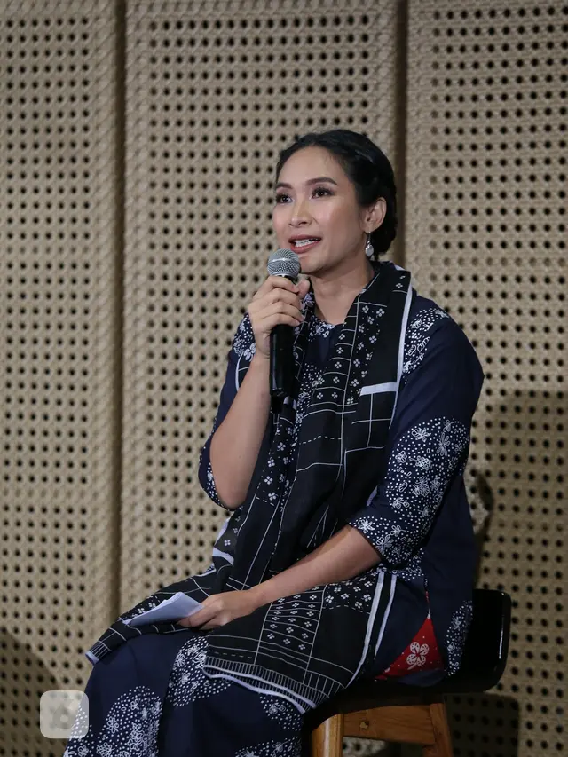 [Bintang] Happy Salma
