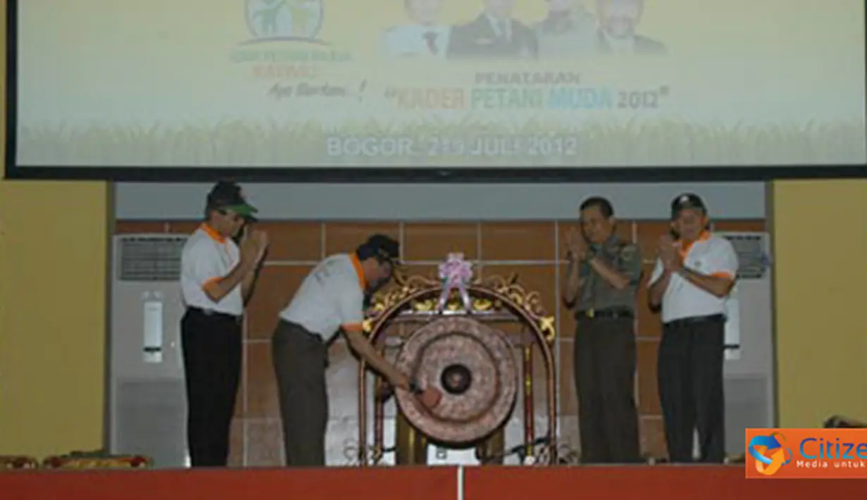 Citizen6, Bogor: Menteri Pertanian Ir. H. Suswono, membuka secara resmi Penataran Kader Petani Muda (Katimu) Kodam III/Siliwangi  di Kampus Institut Pertanian Bogor, Jalan Raya Darmaga, Kabupaten Bogor pada, Senin (2/7). (Pengirim: Pendam3)