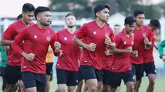 Timnas Indonesia terus menggenjot persiapan jelang menghadapi Timnas Curacao di Bandung. Skuad Garuda melakukan sesi latihan di Stadion Sidolig, Jalan Ahmad Yani, Bandung, Selasa (20/9/2022). (Dokumentasi PSSI)