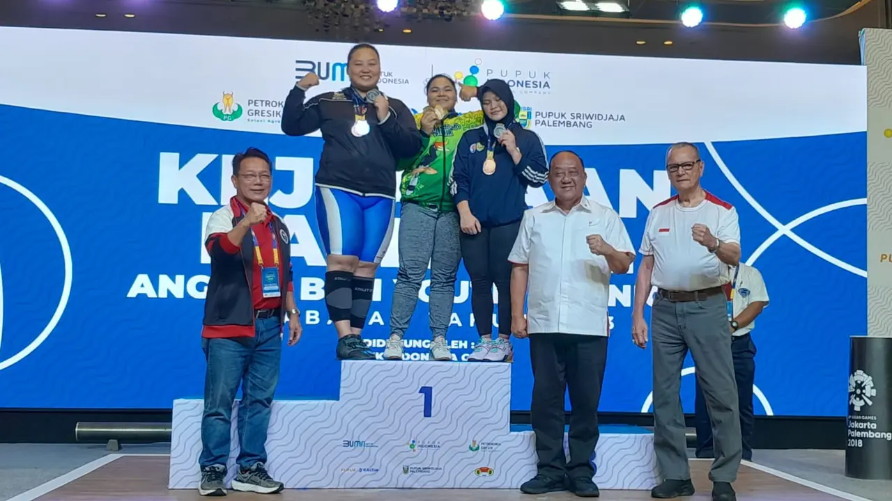 Para juara di Kejurnas Angkat Besi Remaja dan Junior 2023