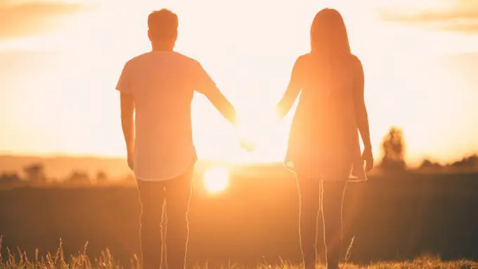 Saatnya untuk menyatukan langkah kita bersama./Copyright Unsplash.com