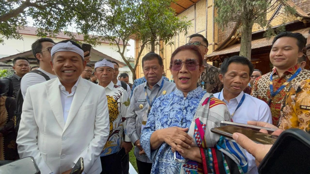 Susi Pudjiastuti Resmi Jabat Komut Independen Bank BJB
