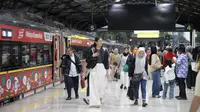 PT Kereta Api Indonesia (Persero) memberikan diskon tarif kereta api sebesar 25 persen bagi pelanggan kereta api jarak jauh berbagai kelas dalam rangka libur Nataru (Natal dan Tahun Baru) 2025. Dok KAI