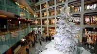 Pohon Natal di Tokyo, Jepang. (AP)
