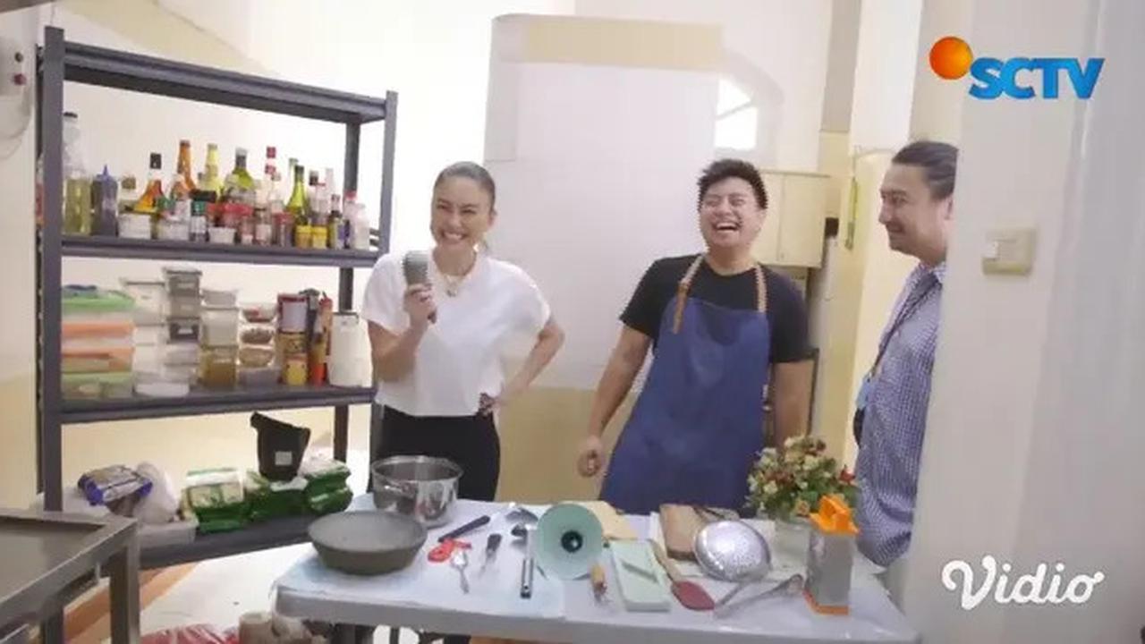Mewah dan Fungsional, Intip Dapur Agnez Mo yang Bak Restoran