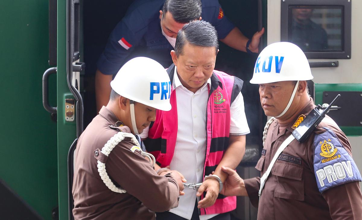 Eks Jampidsus Febrie Diperiksa dalam Kasus TPPU
