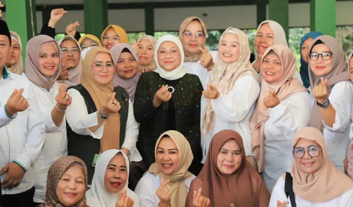 "Ada dua (provinsi) yang tidak sesuai formula PP 51/2033,"&nbsp;