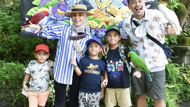 Potret Penyanyi Cilik Enno Lerian yang Kini Berusia 37, credit: @ennolerian_