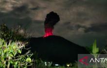 Erupsi Gunung Marapi Semburkan Abu Vulkanik 3 Kilometer, Warga Diminta Waspada