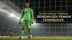 Video gol indah pemain Fenerbahce, Jeremain Lens sukses membuat David De Gea terdiam.