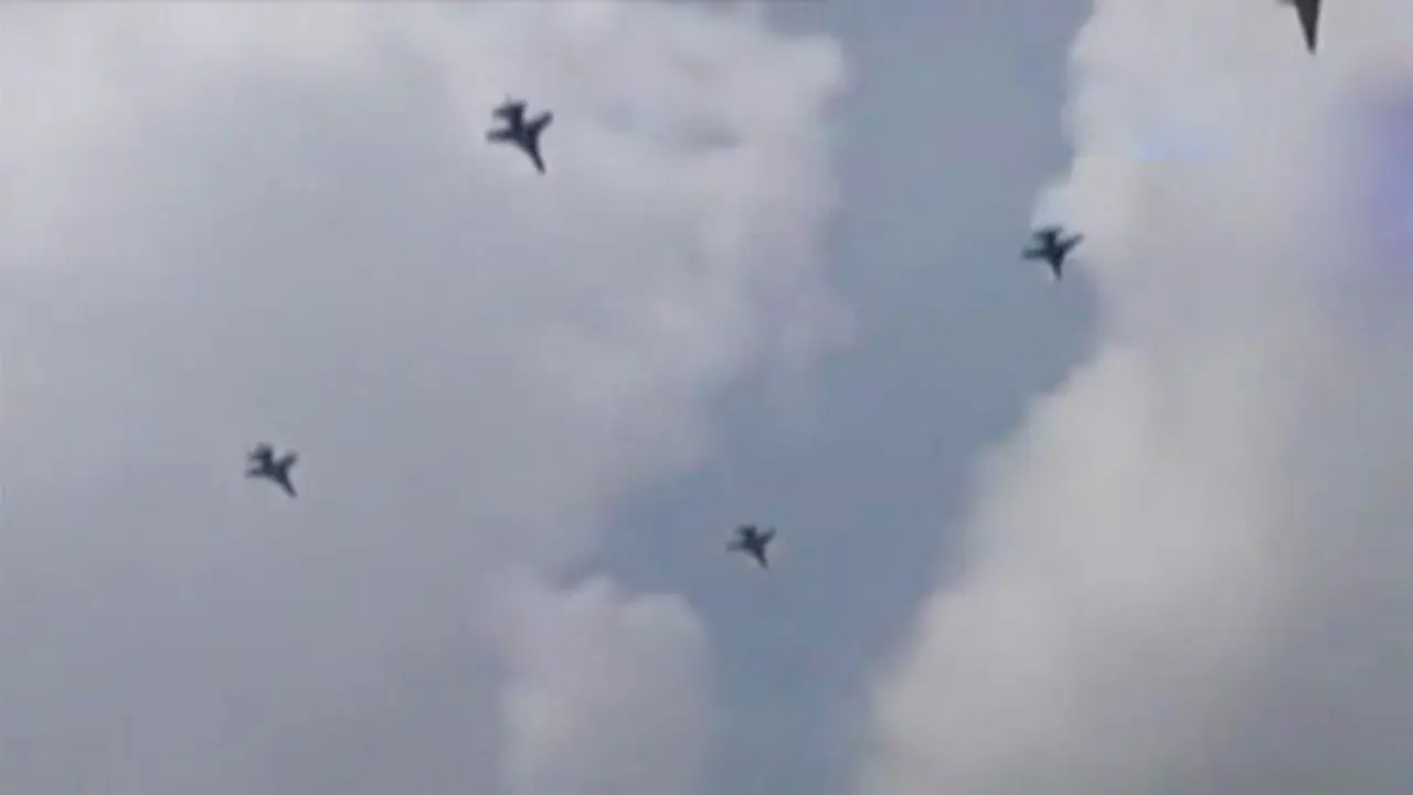 Segmen 1: Pesawat T-50i Jatuh hingga Sampah Menumpuk di Kali