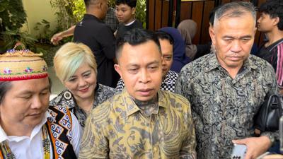 Jokowi Bakal Bertemu 20 Ribu Warga Dayak