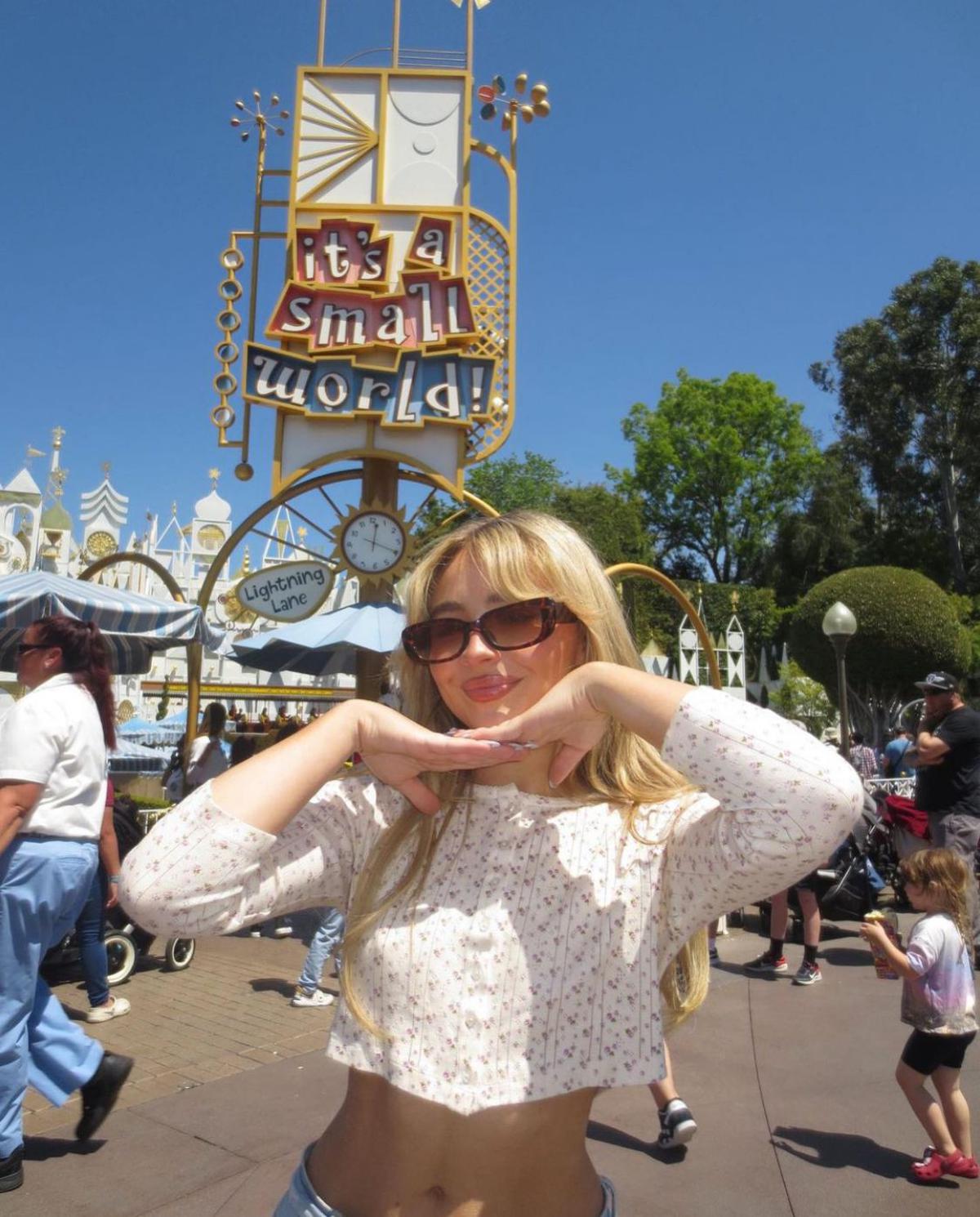 Profil Sabrina Carpenter, dari Bintang Disney ke Sorotan Dunia Pop