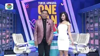 Maria Vania saat menjadi co-host One Man Show Indosiar bersama Tukul Arwana. (Vidio.com)