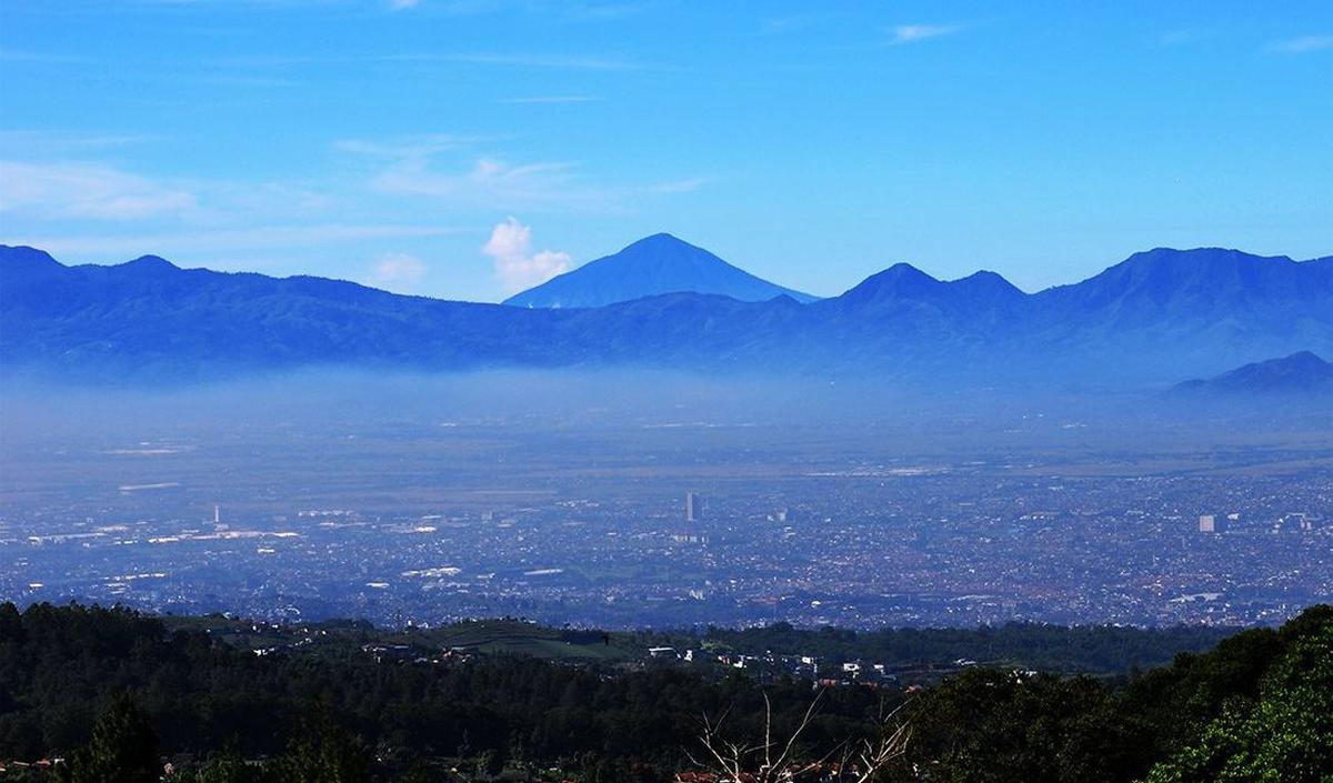 Danau Tercipta dari Erupsi Gunung Raksasa